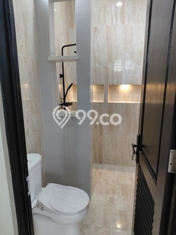 Rumah Elit Modern Tanpa Renovasi di BSD Griya Loka Tangerang Rumah Elit Modern Tanpa Renovasi di BSD Griya Loka Tangerang