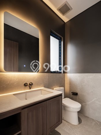 Rumah Luxury Modern Tanpa Renovasi di BSD Foresta Tangerang Rumah Luxury Modern Tanpa Renovasi di BSD Foresta Tangerang