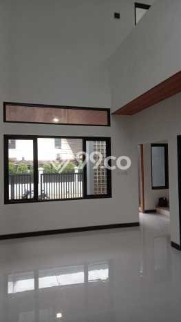 Rumah Modern 3 KT di Ciater Tangerang Unfurnished Rumah Modern 3 KT di Ciater Tangerang Unfurnished