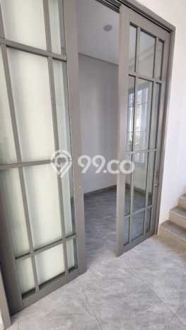 Hunian Eksklusif Siap Huni LT 98m2 di Serpong, Tangerang Selatan Hunian Eksklusif Siap Huni LT 98m2 di Serpong, Tangerang Selatan