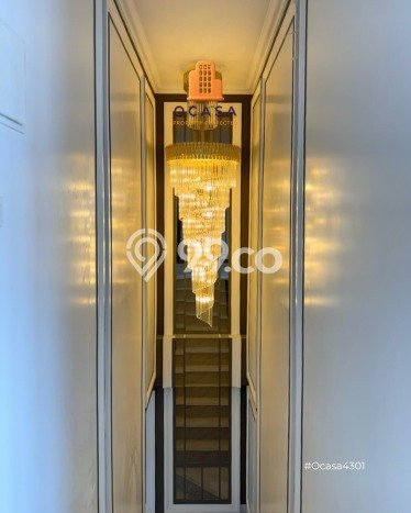 Ready to Use! Luxury House LT 200m2 Desain Modern di Pondok Indah Ready to Use! Luxury House LT 200m2 Desain Modern di Pondok Indah