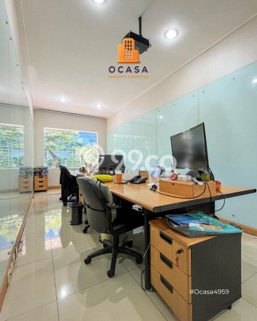 Hunian Mewah LB 1900m2 Siap Pakai Desain Elegan di Kuningan, Jakarta Selatan Hunian Mewah LB 1900m2 Siap Pakai Desain Elegan di Kuningan, Jakarta Selatan