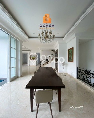 Ready to Use! Luxury House LT 517m2 Desain Modern di Kemang Ready to Use! Luxury House LT 517m2 Desain Modern di Kemang