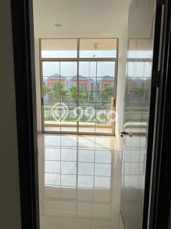 Ready to Use! Luxury House LT 90m2 Desain Elegan di Teluk Naga Ready to Use! Luxury House LT 90m2 Desain Elegan di Teluk Naga
