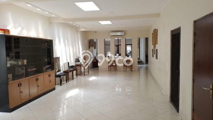 Rumah Luxury Modern Tanpa Renovasi di Pasar Baru Jakarta Pusat Rumah Luxury Modern Tanpa Renovasi di Pasar Baru Jakarta Pusat
