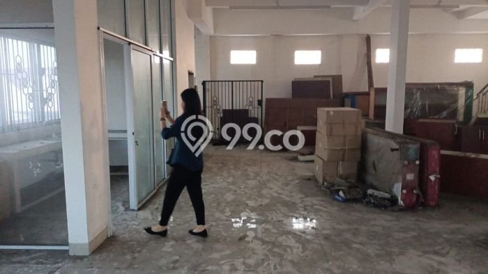 Jual Ruko di Gambir, Luas 450m2m², Area Bisnis, Jalur Strategis Jual Ruko di Gambir, Luas 450m2m², Area Bisnis, Jalur Strategis