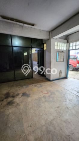 Area Ramai! Ruko Dijual di Sawah Besar untuk Bisnis Luas Bangunan 234m2 Area Ramai! Ruko Dijual di Sawah Besar untuk Bisnis Luas Bangunan 234m2