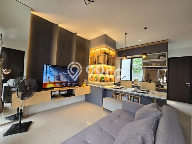 Ready to Use! Premium House LT 90m2 Desain Modern di Semanan Ready to Use! Premium House LT 90m2 Desain Modern di Semanan