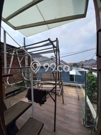Rumah Strategis Minimalis Lb 120m2 di Wiyung, Surabaya Rumah Strategis Minimalis Lb 120m2 di Wiyung, Surabaya