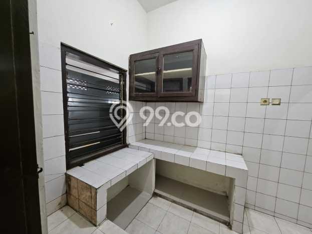 Rumah Strategis Minimalis Lb 232m2 di Semarang Timur, Semarang Rumah Strategis Minimalis Lb 232m2 di Semarang Timur, Semarang