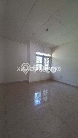 Jual Rumah Favorit Siap Huni LB 135m2 di Semarang Barat, Semarang Jual Rumah Favorit Siap Huni LB 135m2 di Semarang Barat, Semarang