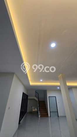 Rumah Mewah LB 250m2 Siap Pakai Desain Elegan di BSD Avani, Tangerang Rumah Mewah LB 250m2 Siap Pakai Desain Elegan di BSD Avani, Tangerang