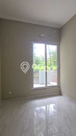 Dijual Hunian Rumah Terawat 3 Kamar di Villa Melati Mas, Tangerang Selatan Dijual Hunian Rumah Terawat 3 Kamar di Villa Melati Mas, Tangerang Selatan