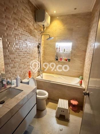 For Sale Rumah 3 Kamar Lokasi Strategis Bagus dan Strategis di Serpong For Sale Rumah 3 Kamar Lokasi Strategis Bagus dan Strategis di Serpong