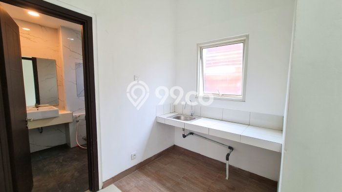 Jual Ruko di , Luas 855m2m², Kawasan Komersial, Akses Mudah Jual Ruko di , Luas 855m2m², Kawasan Komersial, Akses Mudah