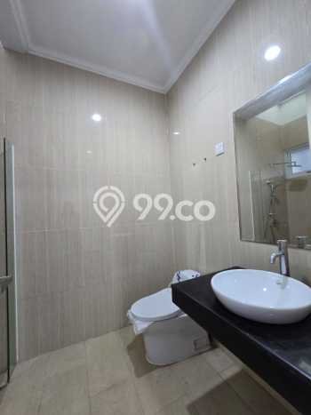 PRIME PROPERTY! Rumah area BSD Green Wich, 3 KT, Area Premium, LT 160m² LB 135m² PRIME PROPERTY! Rumah area BSD Green Wich, 3 KT, Area Premium, LT 160m² LB 135m²