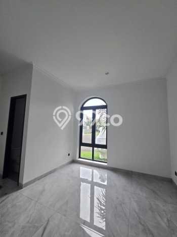Hunian Elit LB 300m2 Siap Pakai Desain Elegan di BSD Avani, Tangerang Hunian Elit LB 300m2 Siap Pakai Desain Elegan di BSD Avani, Tangerang