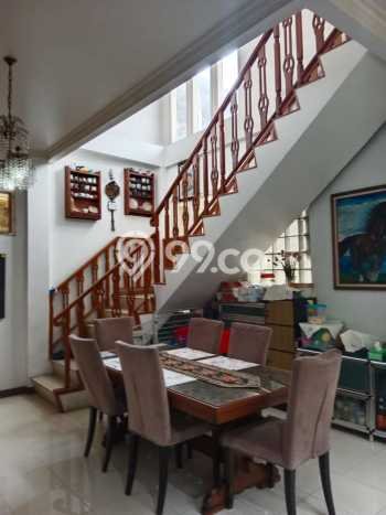 Dijual Hunian Mewah dengan Fasilitas Sekitar Komplit di Mampang Prapatan, Jakarta Selatan Dijual Hunian Mewah dengan Fasilitas Sekitar Komplit di Mampang Prapatan, Jakarta Selatan