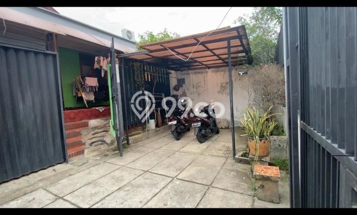 Rumah Eksklusif Dijual LT 210m2 di Kebayoran Lama, Jakarta Selatan Rumah Eksklusif Dijual LT 210m2 di Kebayoran Lama, Jakarta Selatan