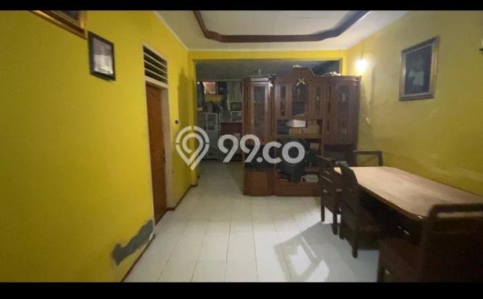 Rumah Eksklusif Dijual LT 210m2 di Kebayoran Lama, Jakarta Selatan Rumah Eksklusif Dijual LT 210m2 di Kebayoran Lama, Jakarta Selatan