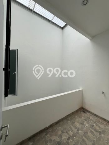 Rumah Modern 3 KT di Meruya Jakarta Barat Unfurnished Rumah Modern 3 KT di Meruya Jakarta Barat Unfurnished