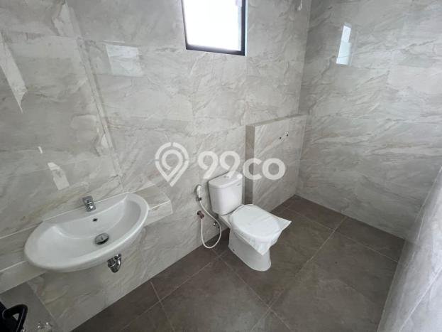 For Sale! Premium House LT 120m2 Desain Modern di Meruya For Sale! Premium House LT 120m2 Desain Modern di Meruya