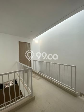 For Sale Hunian Rumah Terawat 4 Kamar di Meruya, Jakarta Barat For Sale Hunian Rumah Terawat 4 Kamar di Meruya, Jakarta Barat