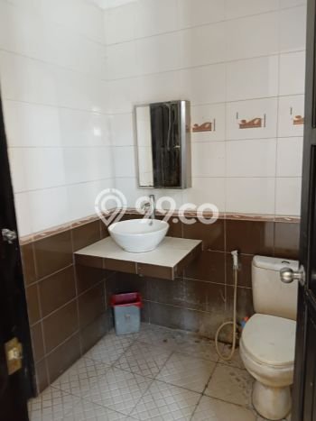 Dijual Hunian Rumah Terawat 4 KT di Cibubur, Jakarta Timur Dijual Hunian Rumah Terawat 4 KT di Cibubur, Jakarta Timur