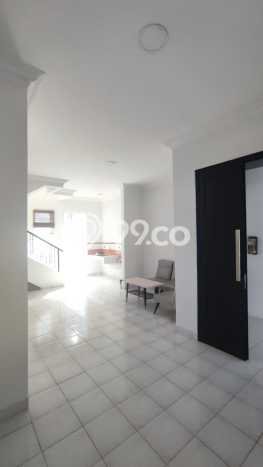 Rumah Minimalis 3 KT di Cibubur Jakarta Timur Unfurnished Rumah Minimalis 3 KT di Cibubur Jakarta Timur Unfurnished
