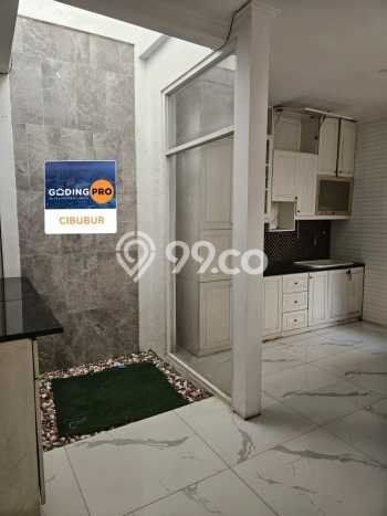 Dijual Rumah Luas Megah Dengan View Cantik di Cibubur, Depok Dijual Rumah Luas Megah Dengan View Cantik di Cibubur, Depok