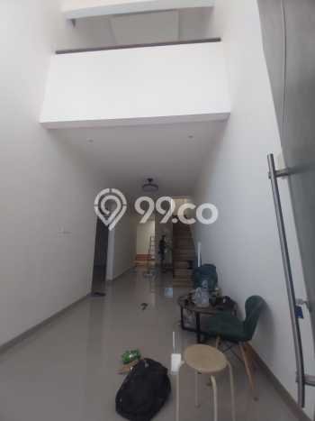 Jual Rumah Eksklusif 5 KT di Cibubur, Jakarta Timur Jual Rumah Eksklusif 5 KT di Cibubur, Jakarta Timur