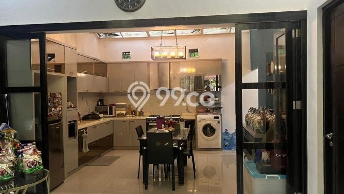 Rumah Modern 2 KT di Legenda Wisata Bogor Semi Furnished Rumah Modern 2 KT di Legenda Wisata Bogor Semi Furnished