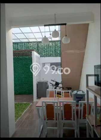 Dijual Rumah Eksklusif 4 KT di Cibubur, Jakarta Timur Dijual Rumah Eksklusif 4 KT di Cibubur, Jakarta Timur