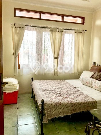 Siap Huni Hunian Elit 7 Kamar di Kebayoran Baru Dekat ke Mana Saja Siap Huni Hunian Elit 7 Kamar di Kebayoran Baru Dekat ke Mana Saja