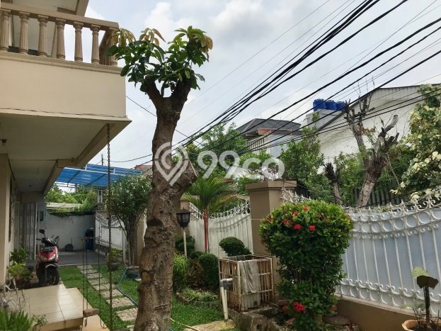 Rumah Elit LB 500m2 Siap Pakai Desain Elegan di Rawamangun, Jakarta Timur Rumah Elit LB 500m2 Siap Pakai Desain Elegan di Rawamangun, Jakarta Timur