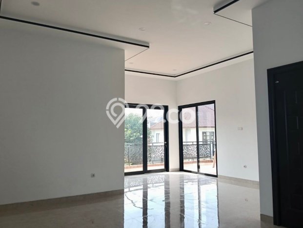 Siap Huni Rumah Mewah 4 Kamar di BSD Dekat ke Mana Pun Siap Huni Rumah Mewah 4 Kamar di BSD Dekat ke Mana Pun