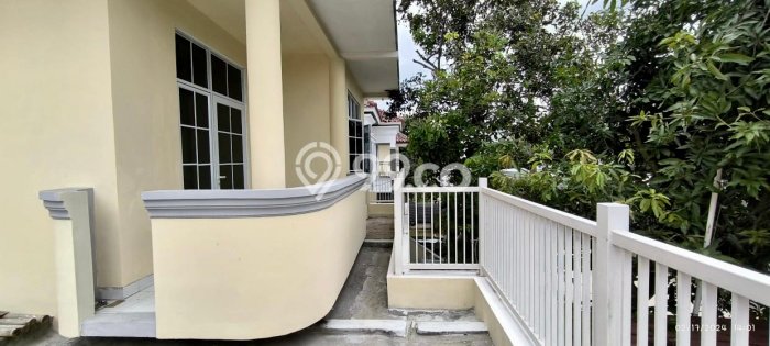 For Sale Rumah 3 Kamar Lokasi Strategis Nyaman dan Strategis di Pamulang For Sale Rumah 3 Kamar Lokasi Strategis Nyaman dan Strategis di Pamulang