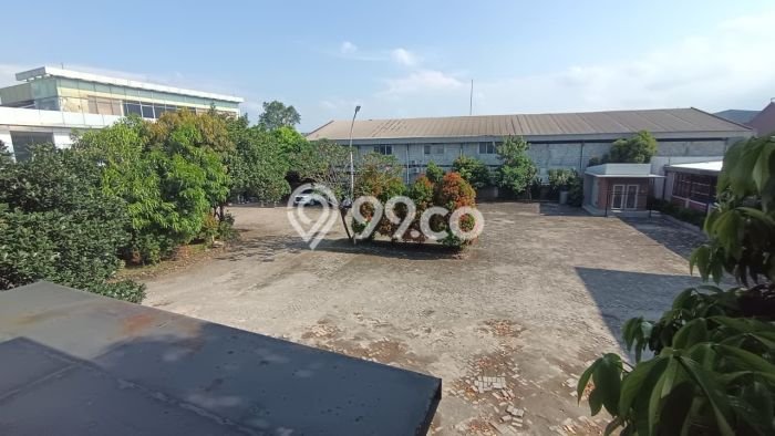Unit Ruko Disewakan di Kayuringin Jaya di Area Ramai & Strategis Unit Ruko Disewakan di Kayuringin Jaya di Area Ramai & Strategis