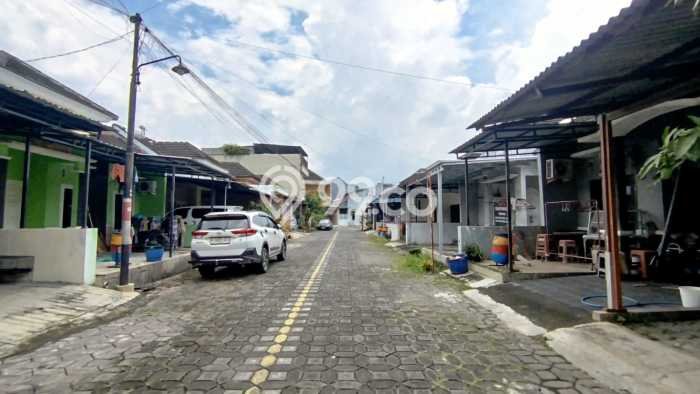 Dijual Rumah 2 Kamar Lokasi Ideal Bagus dan Strategis di Tembalang Dijual Rumah 2 Kamar Lokasi Ideal Bagus dan Strategis di Tembalang