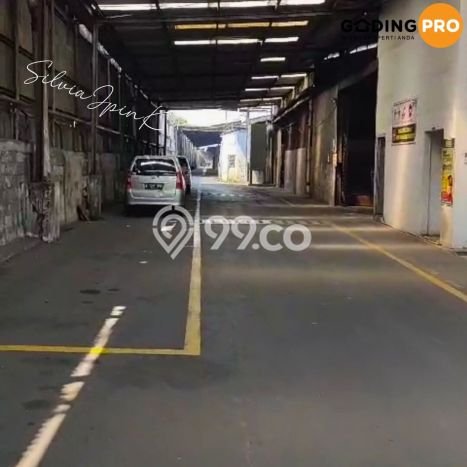 Gudang Disewa di Jakarta Barat dengan LB 1000m2 Area Komersial Ramai Gudang Disewa di Jakarta Barat dengan LB 1000m2 Area Komersial Ramai