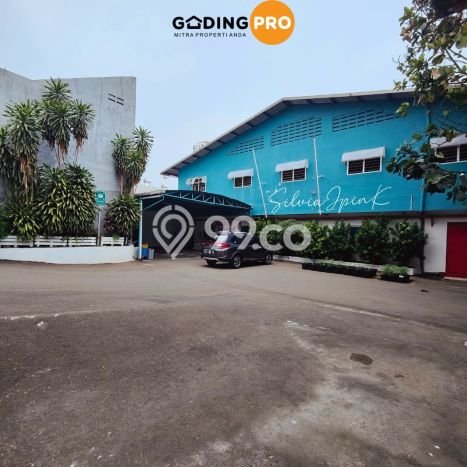 Gudang Disewa di Jakarta Selatan dengan LB 3659m2 Area Komersial Ramai Gudang Disewa di Jakarta Selatan dengan LB 3659m2 Area Komersial Ramai