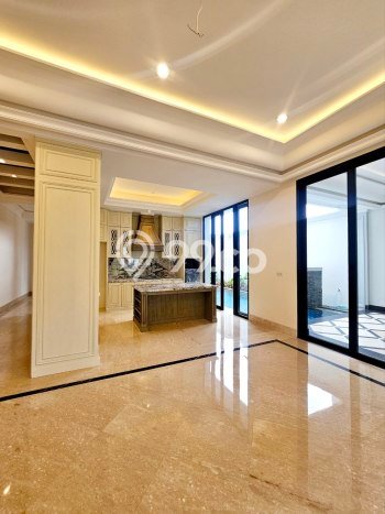 Rumah Mewah LB 600m2 Siap Huni Desain Elegan di Cipete, Jakarta Selatan Rumah Mewah LB 600m2 Siap Huni Desain Elegan di Cipete, Jakarta Selatan
