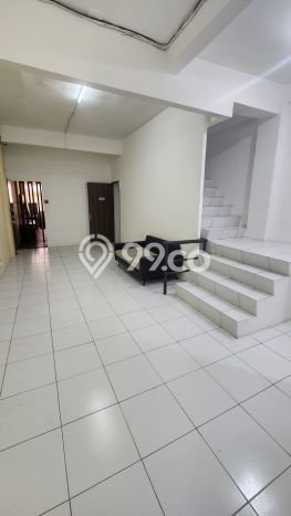 Dijual! Ruko di Roxy Jakarta Pusat LT 75m2 / LB 300m2 Kawasan Strategis Dijual! Ruko di Roxy Jakarta Pusat LT 75m2 / LB 300m2 Kawasan Strategis