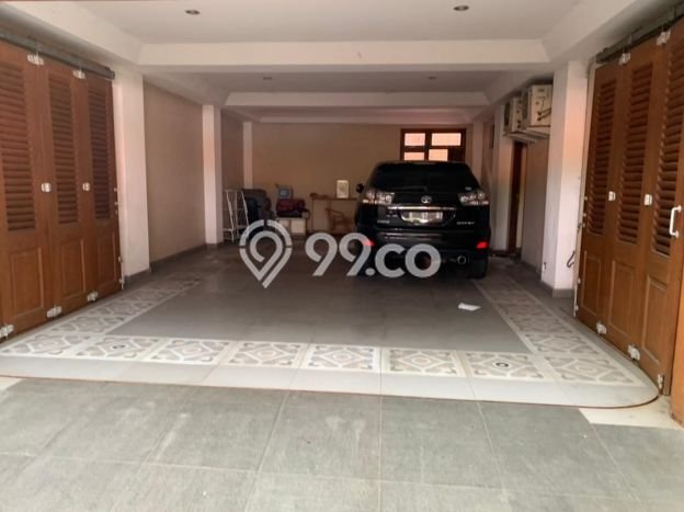 Rumah Mewah Siap Huni LT 528m2 di Pasar Minggu, Jakarta Selatan Rumah Mewah Siap Huni LT 528m2 di Pasar Minggu, Jakarta Selatan