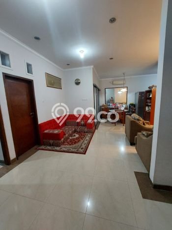 Rumah Modern 3 KT di Cibubur Jakarta Timur Unfurnished Rumah Modern 3 KT di Cibubur Jakarta Timur Unfurnished
