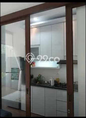 JUAL CEPAT! Rumah Siap Huni Area Strategis , LT 180m2m² LB 160m2m² JUAL CEPAT! Rumah Siap Huni Area Strategis , LT 180m2m² LB 160m2m²