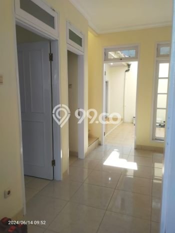 Rumah Luas Asri 2 KT Siap Huni di Cibubur Bekasi Rumah Luas Asri 2 KT Siap Huni di Cibubur Bekasi