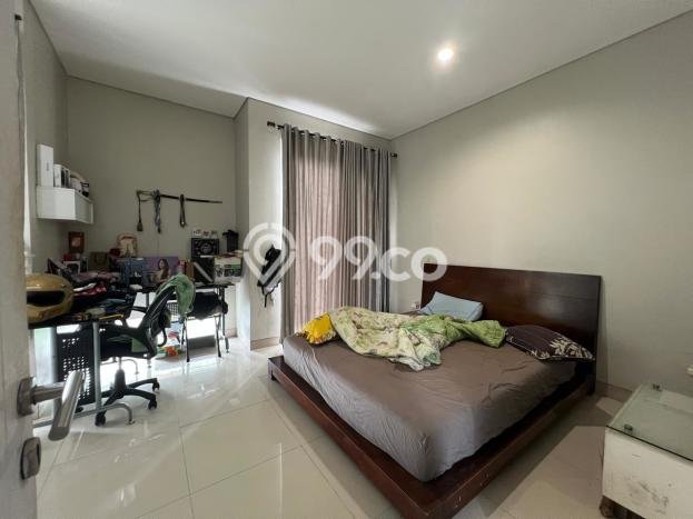 Jual Rumah Luas Elegan Dengan View Cantik di Cibubur, Bekasi Jual Rumah Luas Elegan Dengan View Cantik di Cibubur, Bekasi