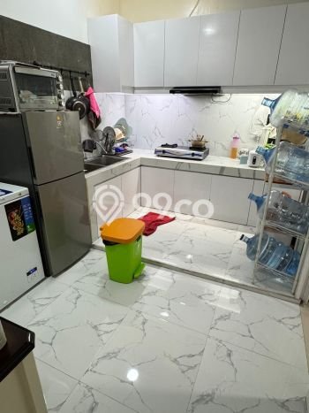 Jual Cepat Rumah dengan 4 Kamar Tidur dan 3 Kamar Mandi di Kawasan , Jakarta Timur Jual Cepat Rumah dengan 4 Kamar Tidur dan 3 Kamar Mandi di Kawasan , Jakarta Timur