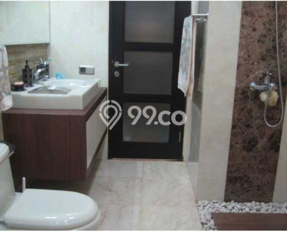 Dijual Rumah Mewah Elegan Dengan View Cantik di Cibubur, Depok Dijual Rumah Mewah Elegan Dengan View Cantik di Cibubur, Depok